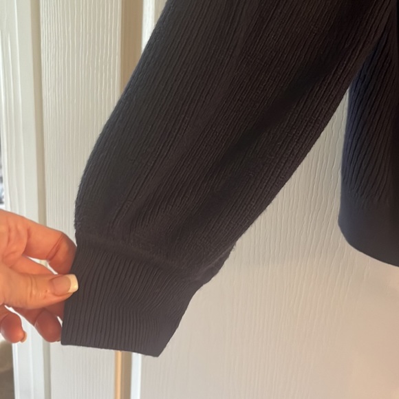 Banana Republic sweater jacket - NWOT! - Picture 5 of 5